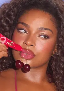 UNREAL LIPS HEALTHY GLOW NECTAR OIL JUICYLICIOUS CHERRY GLAZE
